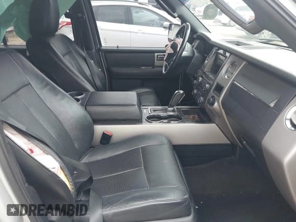 ✅ 2017 Ford Expedition Limited • VIN: 1FMJU2ATXHEA05553 • Лот: 42931424. Опубликован ранее на IAAI с пробегом 254 252 миль. Бесплатный доступ к архиву аукционных продаж из США и подробный отчёт об истории автомобиля на DreamBid. Изображение 5.