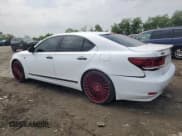 ✅ 2013 Lexus LS 460 • VIN: JTHCL5EF3D5016800 • Lot: 57410765. Wystawiony na Copart z przebiegiem 174 007 mil. Bezpłatny archiwum sprzedaży aukcyjnych z USA i szczegółowy raport historii pojazdu na DreamBid. Zdjęcie 2.