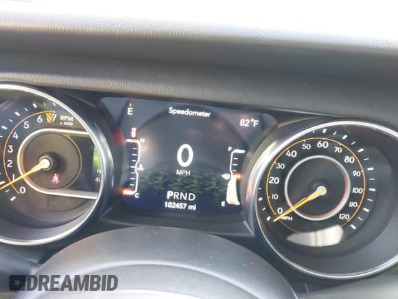 ✅ 2018 Jeep Wrangler Unlimited Sahara • VIN: 1C4HJXEG0JW321355 • Lot: 42343112. Listed on IAAI with 102,457 mi. Free auction sales archive from the USA and detailed vehicle history report at DreamBid. Image 7.