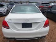 ✅ 2018 Mercedes-Benz C 300 • VIN: WDDWF4KB5JR374184 • Lot: 41218212. Wystawiony na IAAI z przebiegiem 73 327 mil. Bezpłatny archiwum sprzedaży aukcyjnych z USA i szczegółowy raport historii pojazdu na DreamBid. Zdjęcie 16.