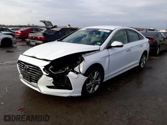 ✅ 2018 Hyundai Sonata Limited • VIN: 5NPE34AFXJH644102 • Лот: 69881122. Опубликован ранее на Copart с пробегом 58 563 миль. Бесплатный доступ к архиву аукционных продаж из США и подробный отчёт об истории автомобиля на DreamBid. Изображение 1.
