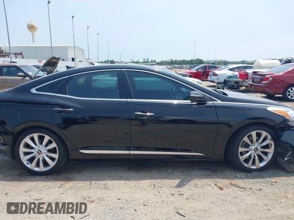 ✅ 2016 Hyundai Azera Limited • VIN: KMHFH4JG1GA548949 • Лот: 42315132. Опубликован ранее на IAAI с пробегом 61 739 миль. Бесплатный доступ к архиву аукционных продаж из США и подробный отчёт об истории автомобиля на DreamBid. Изображение 14.