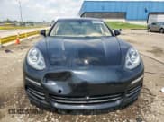 ✅ 2014 Porsche Panamera S E-Hybrid • VIN: WP0AD2A79EL044276 • Lot: 66540345. Wystawiony na Copart z przebiegiem Nie podano. Bezpłatny archiwum sprzedaży aukcyjnych z USA i szczegółowy raport historii pojazdu na DreamBid. Zdjęcie 5.