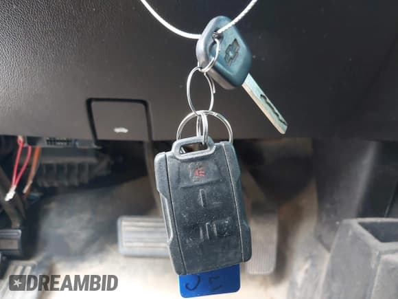 ✅ 2017 Chevrolet Silverado 2500HD Work Truck • VIN: 1GC1KUEG7HF226685 • Lot: 42839054. Listed on IAAI with 204,220 mi. Free auction sales archive from the USA and detailed vehicle history report at DreamBid. Image 11.