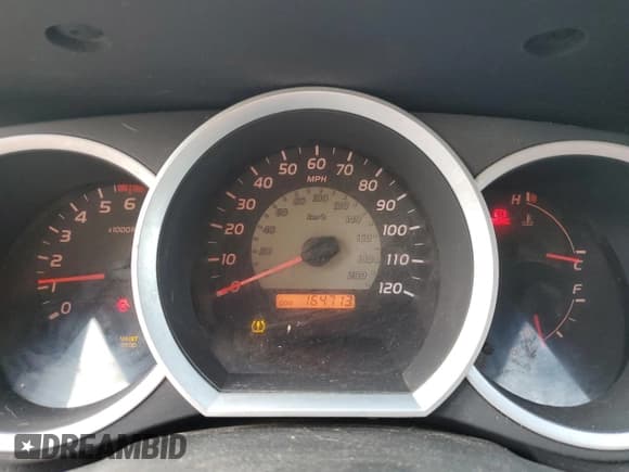 ✅ 2008 Toyota Tacoma • VIN: 5TEPX42N98Z557799 • Lot: 70008295. Wystawiony na Copart z przebiegiem 164 713 mil. Bezpłatny archiwum sprzedaży aukcyjnych z USA i szczegółowy raport historii pojazdu na DreamBid. Zdjęcie 9.