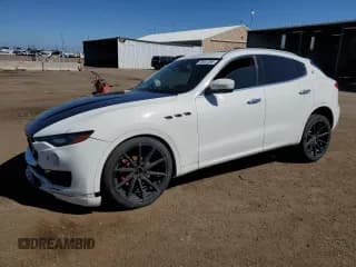 ✅ 2017 Maserati Levante • VIN: ZN661XUL3HX258888 • Lot: 70047395. Wystawiony na Copart z przebiegiem Nie podano. Bezpłatny archiwum sprzedaży aukcyjnych z USA i szczegółowy raport historii pojazdu na DreamBid. Zdjęcie 1.