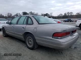 ✅ 1995 Ford Crown Victoria LX • VIN: 2FALP74W2SX109926 • Лот: 77365174. Опубликован ранее на Copart с пробегом 192 333 миль. Бесплатный доступ к архиву аукционных продаж из США и подробный отчёт об истории автомобиля на DreamBid. Изображение 2.