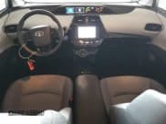 ✅ 2021 Toyota Prius XLE • VIN: JTDKAMFP8M3192080 • Lot: 93092875. Listed on Copart with 24,660 mi. Free auction sales archive from the USA and detailed vehicle history report at DreamBid. Image 8.