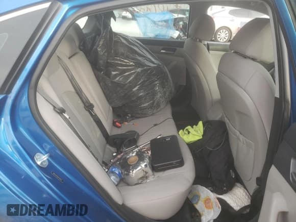 ✅ 2018 Hyundai Sonata SE • VIN: 5NPE24AF8JH725943 • Lot: 65212652. Listed on Copart with 46,092 mi. Free auction sales archive from the USA and detailed vehicle history report at DreamBid. Image 6.