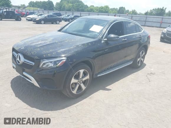 ✅ 2018 Mercedes-Benz GLC 300 • VIN: WDC0J4KB2JF405336 • Lot: 42579087. Listed on IAAI with 73,009 mi. Free auction sales archive from the USA and detailed vehicle history report at DreamBid. Image 2.