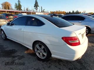 ✅ 2015 Mercedes-Benz C 250 • VIN: WDDGJ4HB6FG367998 • Lot: 43668499. Listed on IAAI with Not provided. Free auction sales archive from the USA and detailed vehicle history report at DreamBid. Image 3.