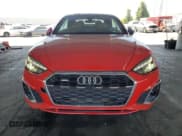 ✅ 2024 Audi A5 Cabriolet S line Prestige • VIN: WAU5AGF55RN005996 • Lot: 66229875. Wystawiony na Copart z przebiegiem 11 007 mil. Bezpłatny archiwum sprzedaży aukcyjnych z USA i szczegółowy raport historii pojazdu na DreamBid. Zdjęcie 5.