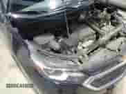 2020 Chevrolet Equinox LS z VIN 3GNAXSEV1LS730827, wystawiony jako Copart lot #89469215 z przebiegiem 129 951 mil mil oraz Czysty tytuł • Clean title. Historia ofert i sprzedaży dostępna na DreamBid. Obrazek 14.