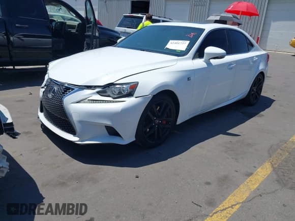 ✅ 2014 Lexus IS 350 • VIN: JTHCE1D23E5004892 • Lot: 42401727. Wystawiony na IAAI z przebiegiem 182 136 mil. Bezpłatny archiwum sprzedaży aukcyjnych z USA i szczegółowy raport historii pojazdu na DreamBid. Zdjęcie 17.