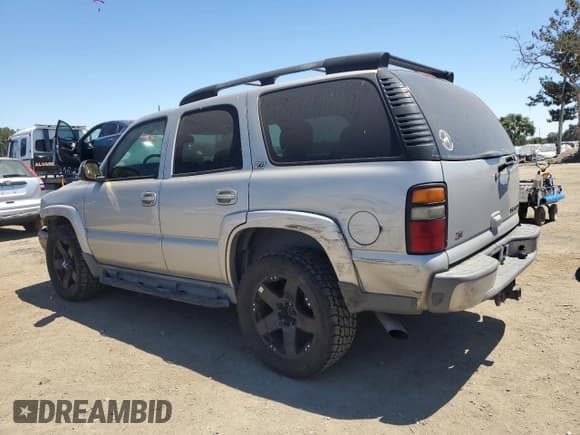 ✅ 2004 Chevrolet Tahoe LS • VIN: 1GNEK13T24R320666 • Лот: 67473995. Опубликован ранее на Copart с пробегом 233 011 миль. Бесплатный доступ к архиву аукционных продаж из США и подробный отчёт об истории автомобиля на DreamBid. Изображение 2.