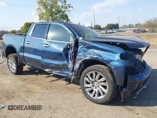 ✅ 2019 Chevrolet Silverado 1500 High Country • VIN: 1GCUYHED3KZ155662 • Lot: 43367675. Wystawiony na IAAI z przebiegiem 46 286 mil. Bezpłatny archiwum sprzedaży aukcyjnych z USA i szczegółowy raport historii pojazdu na DreamBid. Zdjęcie 1.