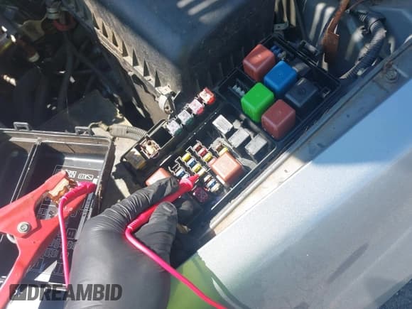 ✅ 2002 Lexus RX 300 • VIN: JTJGF10U320144793 • Lot: 43033571. Wystawiony na IAAI z przebiegiem 202 293 mil. Bezpłatny archiwum sprzedaży aukcyjnych z USA i szczegółowy raport historii pojazdu na DreamBid. Zdjęcie 12.