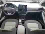 2020 Hyundai Ioniq SE с VIN KMHC75LJ5LU060827, выставлен на аукционе Copart как лот 56877195 с пробегом 30 722 миль миль и На запчасти • Non repairable. История ставок и продаж доступна на DreamBid. Изображение 8.