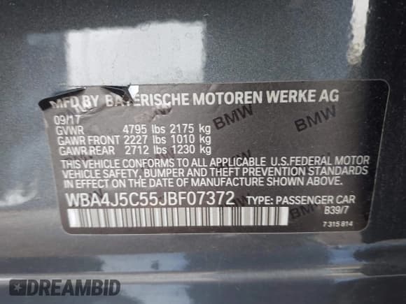 ✅ 2018 BMW 4 Series 440i • VIN: WBA4J5C55JBF07372 • Lot: 41878383. Wystawiony na IAAI z przebiegiem 68 043 mil. Bezpłatny archiwum sprzedaży aukcyjnych z USA i szczegółowy raport historii pojazdu na DreamBid. Zdjęcie 9.