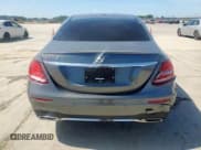 ✅ 2018 Mercedes-Benz E 300 • VIN: WDDZF4JBXJA391981 • Лот: 62967735. Опубликован ранее на Copart с пробегом 172 778 миль. Бесплатный доступ к архиву аукционных продаж из США и подробный отчёт об истории автомобиля на DreamBid. Изображение 6.