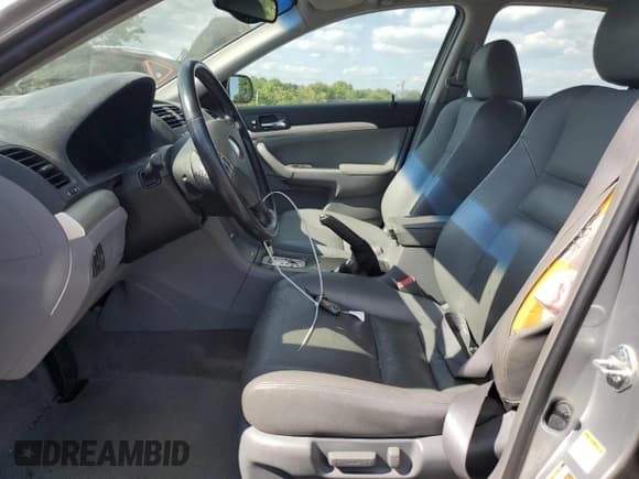 ✅ 2005 Acura TSX • VIN: JH4CL96865C011823 • Lot: 58613204. Listed on Copart with 378,683 mi. Free auction sales archive from the USA and detailed vehicle history report at DreamBid. Image 7.