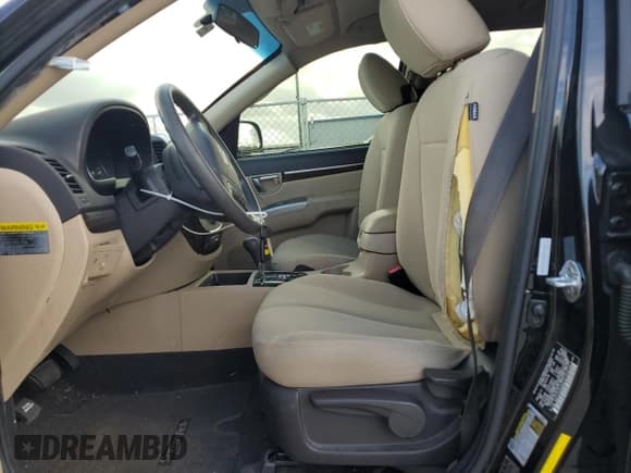 ✅ 2012 Hyundai Santa Fe GLS • VIN: 5XYZG3AB8CG169329 • Lot: 85384604. Listed on Copart with 77,494 mi. Free auction sales archive from the USA and detailed vehicle history report at DreamBid. Image 7.