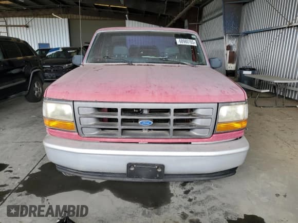 ✅ 1994 Ford F-150 • VIN: 1FTDF15Y9RLA01552 • Lot: 68980165. Wystawiony na Copart z przebiegiem 191 869 mil. Bezpłatny archiwum sprzedaży aukcyjnych z USA i szczegółowy raport historii pojazdu na DreamBid. Zdjęcie 5.