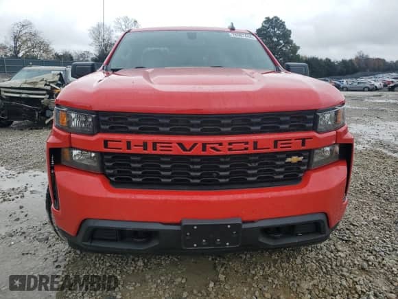 2021 Chevrolet Silverado 1500 Custom z VIN 1GCRYBEH1MZ118568, wystawiony jako Copart lot #78987444 z przebiegiem 80 299 mil mil oraz Szkoda całkowita • Salvage title. Historia ofert i sprzedaży dostępna na DreamBid. Obrazek 5.