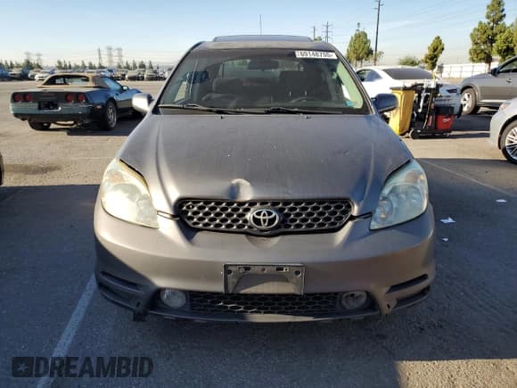 ✅ 2004 Toyota Matrix XRS • VIN: 2T1KY32E64C258255 • Лот: 69148755. Опубликован ранее на Copart с пробегом Не указан. Бесплатный доступ к архиву аукционных продаж из США и подробный отчёт об истории автомобиля на DreamBid. Изображение 5.