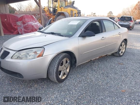 ✅ 2007 Pontiac G6 G6 • VIN: 1G2ZG58B674258200 • Lot: 43523517. Wystawiony na IAAI z przebiegiem 147 101 mil. Bezpłatny archiwum sprzedaży aukcyjnych z USA i szczegółowy raport historii pojazdu na DreamBid. Zdjęcie 6.