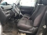 ✅ 2005 Scion xB • VIN: JTLKT324754004620 • Lot: 92168245. Wystawiony na Copart z przebiegiem 167 091 mil. Bezpłatny archiwum sprzedaży aukcyjnych z USA i szczegółowy raport historii pojazdu na DreamBid. Zdjęcie 7.