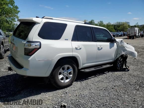 ✅ 2021 Toyota 4Runner SR5 • VIN: JTEMU5JRXM5903471 • Lot: 56871895. Wystawiony na Copart z przebiegiem 50 590 mil. Bezpłatny archiwum sprzedaży aukcyjnych z USA i szczegółowy raport historii pojazdu na DreamBid. Zdjęcie 3.