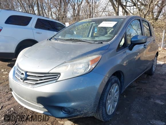 ✅ 2015 Nissan Note SL • VIN: 3N1CE2CP3FL366911 • Lot: 43890813. Listed on IAAI with 200,106 mi. Free auction sales archive from the USA and detailed vehicle history report at DreamBid. Image 6.