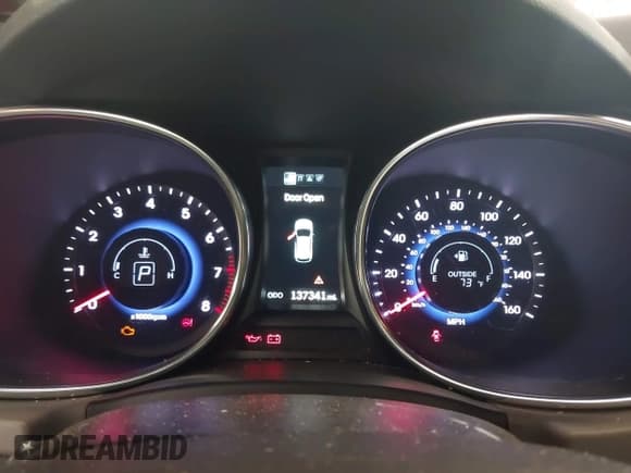 ✅ 2016 Hyundai Santa Fe • VIN: 5XYZUDLB5GG319835 • Лот: 43195919. Опубликован ранее на IAAI с пробегом 137 341 миль. Бесплатный доступ к архиву аукционных продаж из США и подробный отчёт об истории автомобиля на DreamBid. Изображение 7.