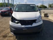 ✅ 2015 Nissan NV200 SV • VIN: 3N6CM0KN7FK735163 • Lot: 71510765. Wystawiony na Copart z przebiegiem 239 556 mil. Bezpłatny archiwum sprzedaży aukcyjnych z USA i szczegółowy raport historii pojazdu na DreamBid. Zdjęcie 5.
