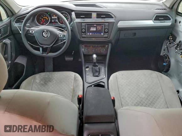 ✅ 2018 Volkswagen Tiguan S • VIN: 3VV1B7AX4JM079823 • Lot: 95833855. Listed on Copart with 66,522 mi. Free auction sales archive from the USA and detailed vehicle history report at DreamBid. Image 8.