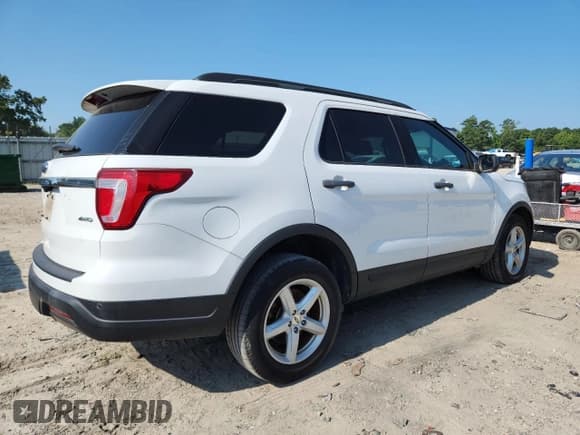 ✅ 2018 Ford Explorer • VIN: 1FM5K8B84JGA90307 • Lot: 66434755. Listed on Copart with 32,451 mi. Free auction sales archive from the USA and detailed vehicle history report at DreamBid. Image 3.