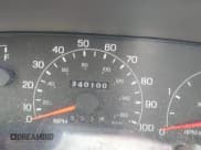 ✅ 2000 Ford F-250 XL • VIN: 1FTNX21F7YEC15664 • Lot: 41600552. Listed on IAAI with 340,100 mi. Free auction sales archive from the USA and detailed vehicle history report at DreamBid. Image 15.