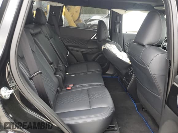 ✅ 2025 Mitsubishi Outlander SEL • VIN: JA4T5WA97SZ002139 • Лот: 51714415. Опубликован ранее на Copart с пробегом 682 миль. Бесплатный доступ к архиву аукционных продаж из США и подробный отчёт об истории автомобиля на DreamBid. Изображение 12.