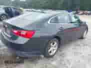 2018 Chevrolet Malibu LS z VIN 1G1ZC5ST2JF152520, wystawiony jako IAAI lot #42891086 z przebiegiem 172 468 mil mil oraz . Historia ofert i sprzedaży dostępna na DreamBid. Obrazek 4.