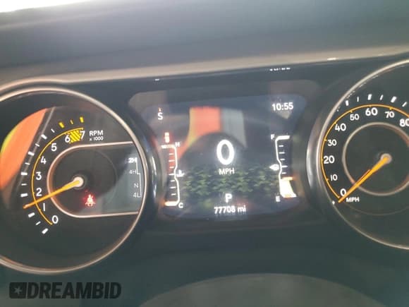 ✅ 2020 Jeep Wrangler Unlimited Sahara Altitude • VIN: 1C4HJXEN8LW268874 • Lot: 58557845. Wystawiony na Copart z przebiegiem 77 708 mil. Bezpłatny archiwum sprzedaży aukcyjnych z USA i szczegółowy raport historii pojazdu na DreamBid. Zdjęcie 9.