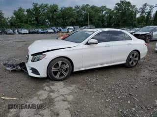✅ 2019 Mercedes-Benz E 300 • VIN: WDDZF4KB9KA534936 • Lot: 66750895. Wystawiony na Copart z przebiegiem 126 040 mil. Bezpłatny archiwum sprzedaży aukcyjnych z USA i szczegółowy raport historii pojazdu na DreamBid. Zdjęcie 1.
