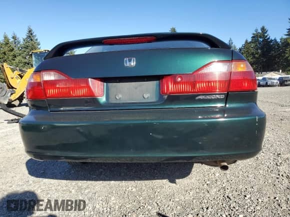1999 Honda Accord EX с VIN JHMCG5651XC049515, выставлен на аукционе Copart как лот 84390265 с пробегом 253 245 миль миль и Списание • Salvage title. История ставок и продаж доступна на DreamBid. Изображение 6.