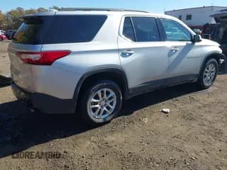 ✅ 2019 Chevrolet Traverse LT Cloth • VIN: 1GNERGKWXKJ250758 • Lot: 43475428. Wystawiony na IAAI z przebiegiem 87 319 mil. Bezpłatny archiwum sprzedaży aukcyjnych z USA i szczegółowy raport historii pojazdu na DreamBid. Zdjęcie 4.