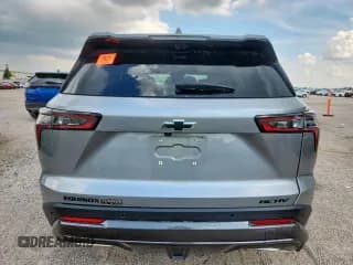 ✅ 2025 Chevrolet Equinox FWD ACTIV • VIN: 3GNAXKEG0SL239613 • Lot: 67438845. Wystawiony na Copart z przebiegiem 15 525 mil. Bezpłatny archiwum sprzedaży aukcyjnych z USA i szczegółowy raport historii pojazdu na DreamBid. Zdjęcie 6.