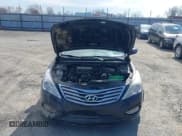 ✅ 2013 Hyundai Azera • VIN: KMHFH4JG6DA233205 • Лот: 41643389. Опубликован ранее на IAAI с пробегом 200 842 миль. Бесплатный доступ к архиву аукционных продаж из США и подробный отчёт об истории автомобиля на DreamBid. Изображение 10.