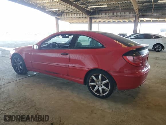 ✅ 2002 Mercedes-Benz C 230/260/280/320 • VIN: WDBRN47J52A356079 • Lot: 51558845. Wystawiony na Copart z przebiegiem 108 617 mil. Bezpłatny archiwum sprzedaży aukcyjnych z USA i szczegółowy raport historii pojazdu na DreamBid. Zdjęcie 2.