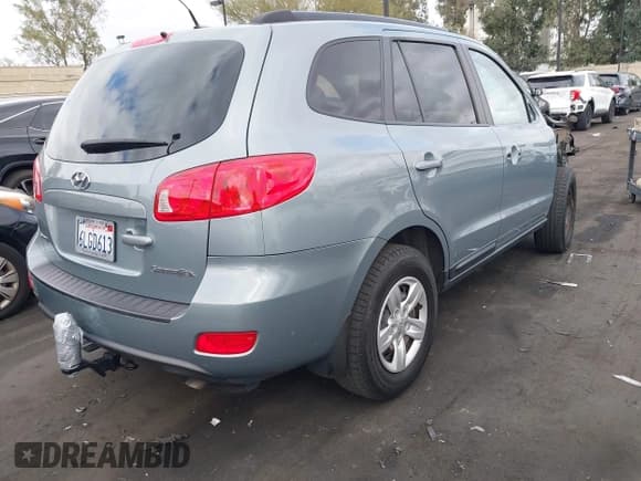 ✅ 2009 Hyundai Santa Fe GLS • VIN: 5NMSG13D99H315224 • Lot: 43442909. Listed on IAAI with 83,026 mi. Free auction sales archive from the USA and detailed vehicle history report at DreamBid. Image 4.
