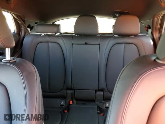 ✅ 2021 BMW X2 sDrive28i • VIN: WBXYH9C07M5S07654 • Lot: 68236122. Wystawiony na Copart z przebiegiem 10 508 mil. Bezpłatny archiwum sprzedaży aukcyjnych z USA i szczegółowy raport historii pojazdu na DreamBid. Zdjęcie 10.