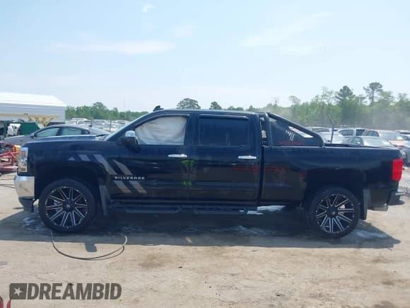 ✅ 2016 Chevrolet Silverado 1500 LT • VIN: 3GCUKREC1GG109575 • Лот: 42164610. Опубликован ранее на IAAI с пробегом 152 226 миль. Бесплатный доступ к архиву аукционных продаж из США и подробный отчёт об истории автомобиля на DreamBid. Изображение 14.